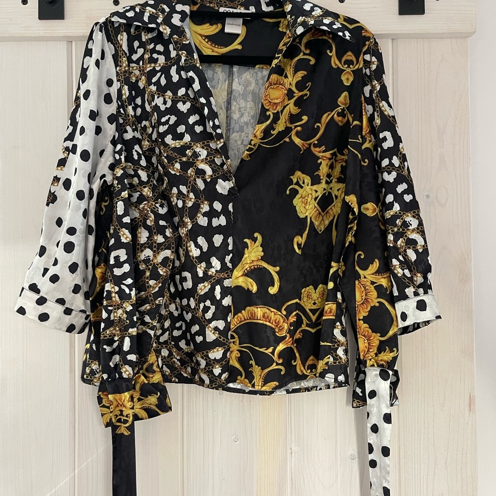 Chain print OOH LA LA wrap blouse  brand new never worn.